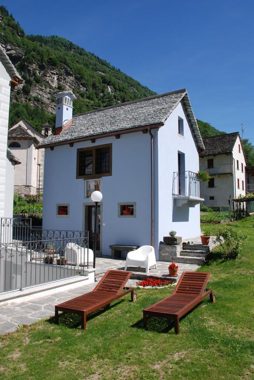 Ca' Del Borgo Hotel Cadarese Exterior foto